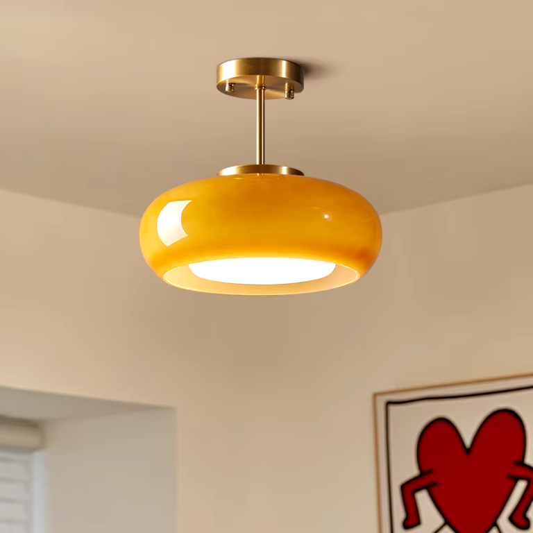 Skandynawska Minimalistyczna Lampa Wisząca z Mosiądzu i Szkła - Modern Hanging Light Fixture for Elegant Spaces